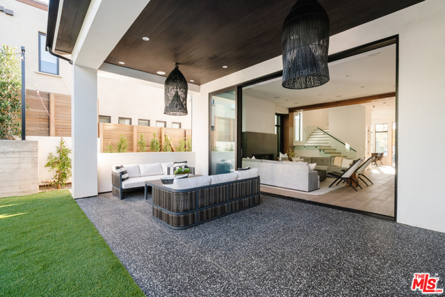 5 Bed Home for Sale in Pacific Palisades, California
