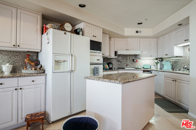 3 Bed Home for Sale in Playa del Rey, California