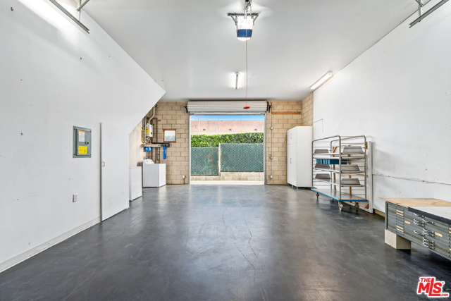 2 Bed Home for Sale in Los Angeles, California