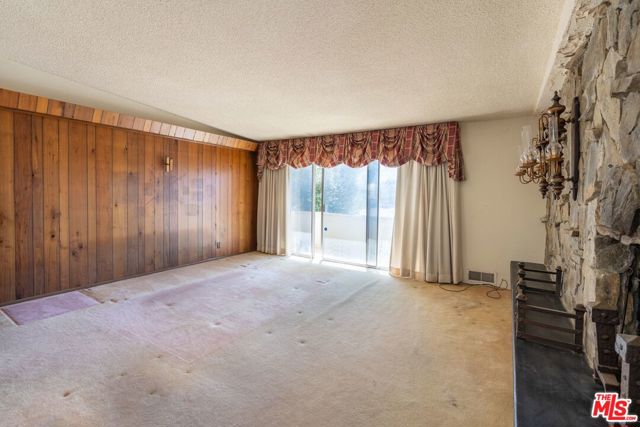 5 Bed Home for Sale in Playa del Rey, California