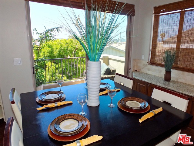 713 JUANITA Avenue, Redondo Beach, California 90277, 3 Bedrooms Bedrooms, ,3 BathroomsBathrooms,Residential,Sold,JUANITA,18338384