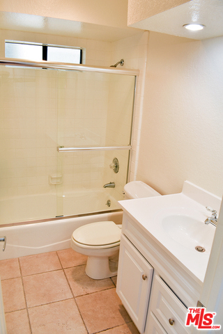 122 BAYVIEW Drive, Hermosa Beach, California 90254, 3 Bedrooms Bedrooms, ,2 BathroomsBathrooms,Residential,Sold,BAYVIEW,18324854