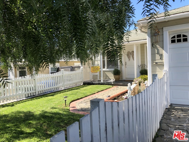 617 BERYL Street, Redondo Beach, California 90277, 2 Bedrooms Bedrooms, ,1 BathroomBathrooms,Residential,Sold,BERYL,18323684