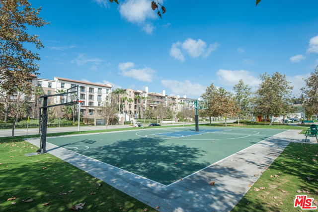 2 Bed Home for Sale in Playa Vista, California