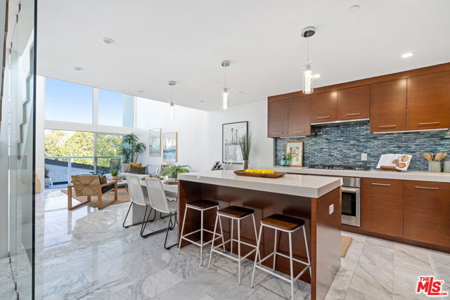 2 Bed Home for Sale in Santa Monica, California