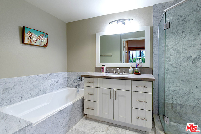 2 Bed Home for Sale in Los Angeles, California