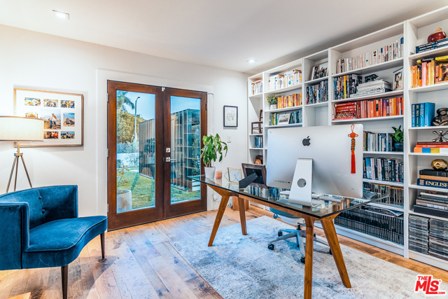 4 Bed Home for Sale in Venice, California