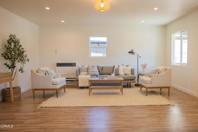 2 Bed Home for Sale in Ventura, California