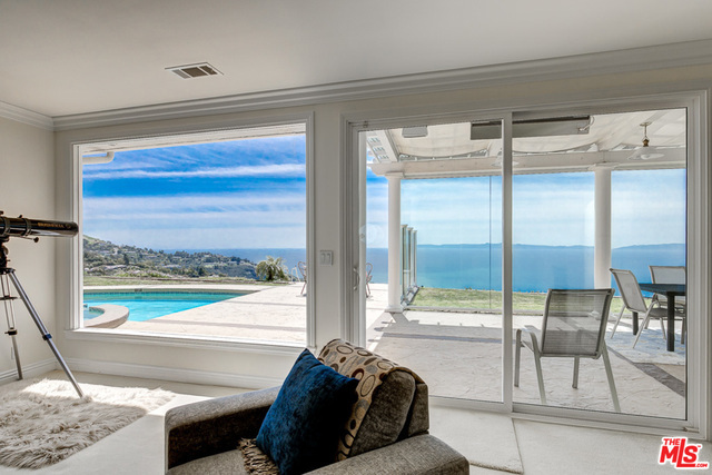 61 OCEANAIRE Drive, Rancho Palos Verdes, California 90275, 3 Bedrooms Bedrooms, ,3 BathroomsBathrooms,Residential,Sold,OCEANAIRE,19451576