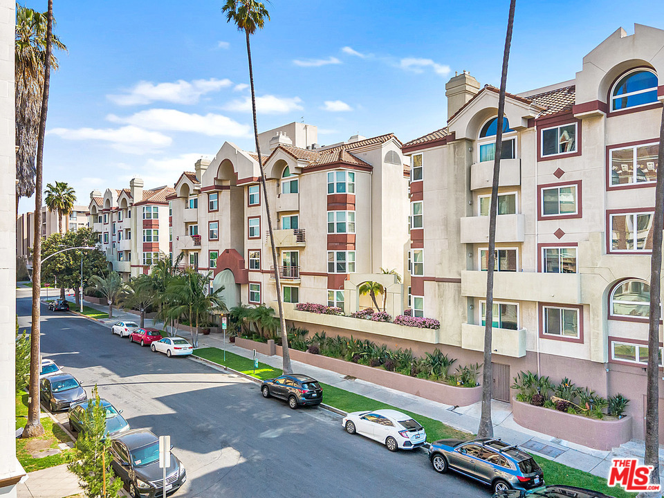 620 S GRAMERCY PLACE 329, LOS ANGELES, CA 90005