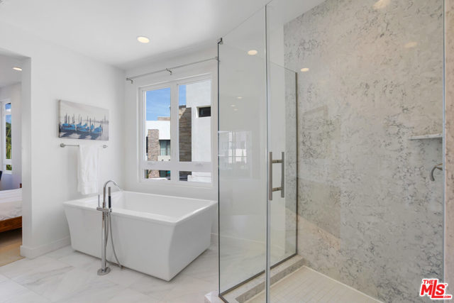 3 Bed Home for Sale in Playa Vista, California