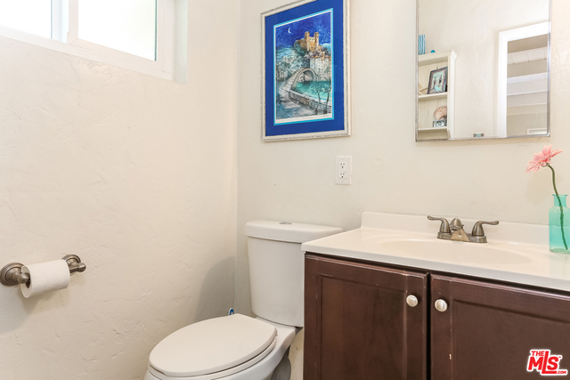 24236 WARD Street, Torrance, California 90505, 3 Bedrooms Bedrooms, ,2 BathroomsBathrooms,Residential,Sold,WARD,19429930