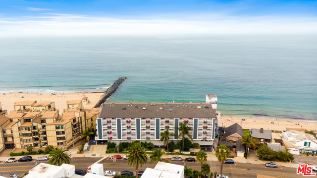 615 Esplanade, Redondo Beach, California 90277, 1 Bedroom Bedrooms, ,1 BathroomBathrooms,Residential,Sold,Esplanade,20623534