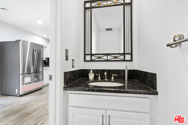 3 Bed Home for Sale in Sherman Oaks, California