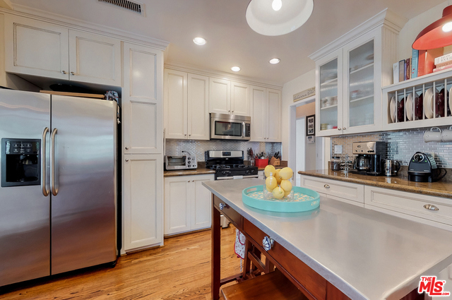 3 Bed Home for Sale in Studio City, California