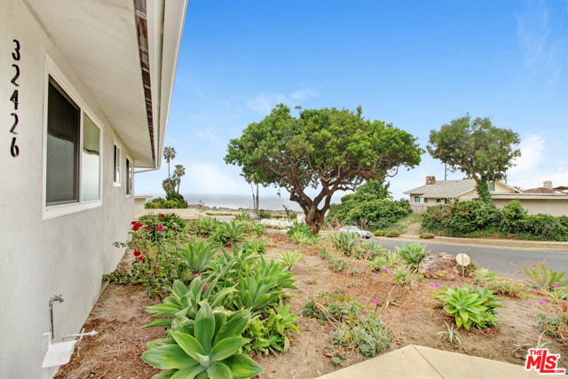 32426 CONQUEROR Drive, Rancho Palos Verdes, California 90275, 3 Bedrooms Bedrooms, ,2 BathroomsBathrooms,Residential,Sold,CONQUEROR,20593762