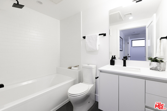 3 Bed Home for Sale in Los Angeles, California