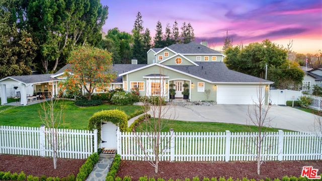 Photo of 20420 QUEDO Drive, Woodland Hills, CA 91364