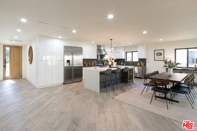 3 Bed Home for Sale in Sherman Oaks, California