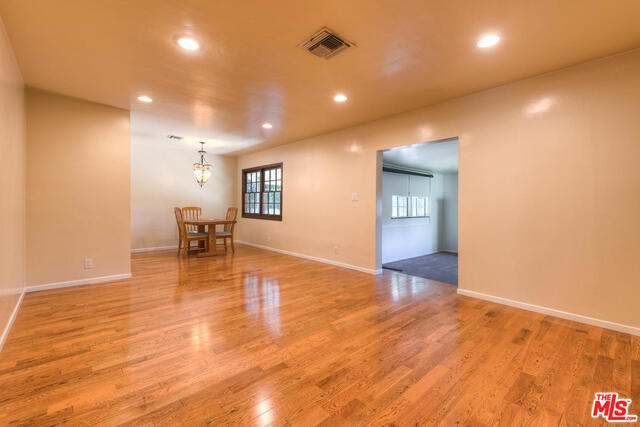 3 Bed Home for Sale in Lake Balboa, California