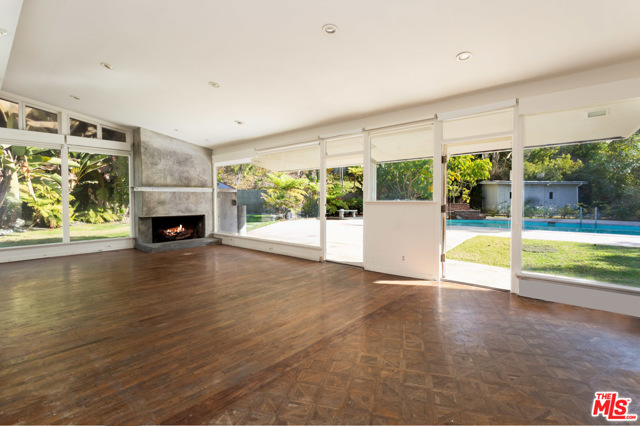 3 Bed Home for Sale in Los Angeles, California