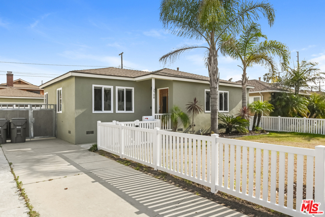 2708 184th, Redondo Beach, California 90278, 3 Bedrooms Bedrooms, ,2 BathroomsBathrooms,Residential,Sold,184th,21752278