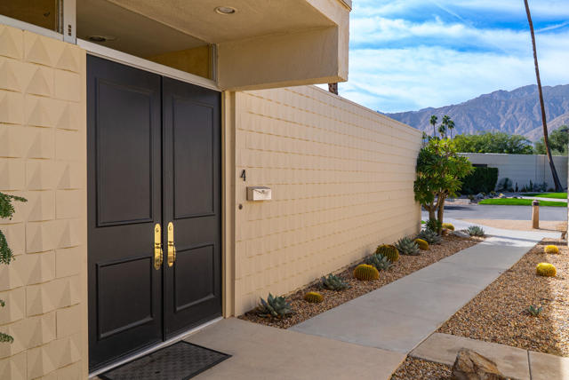 feature listing property photo