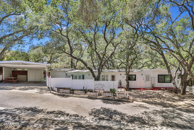 Photo of 124 Merry Oak Lane, Westlake Village, CA 91361