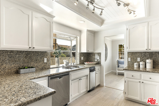 2213 DUFOUR Avenue, Redondo Beach, California 90278, 3 Bedrooms Bedrooms, ,2 BathroomsBathrooms,Residential,Sold,DUFOUR,19526494