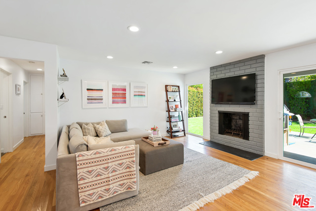 3 Bed Home for Sale in Encino, California