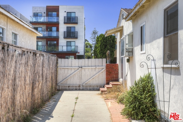 3 Bed Home for Sale in Culver City, California