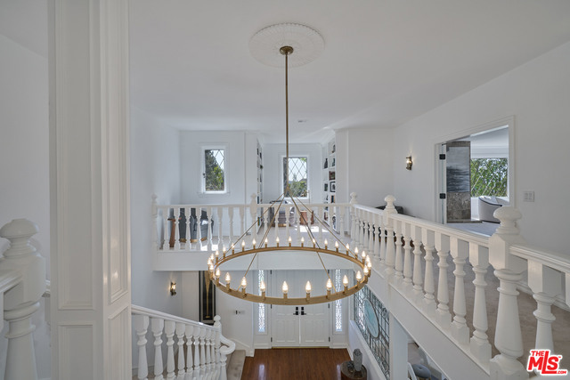 6 Bed Home for Sale in Encino, California