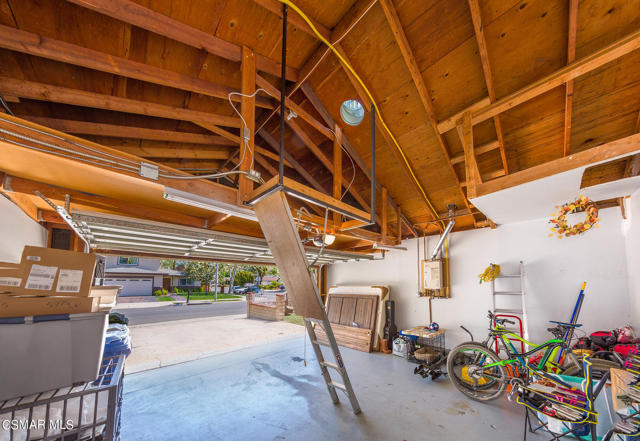 2 Bed Home for Sale in Agoura Hills, California