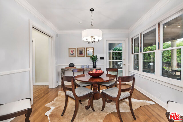 5 Bed Home for Sale in Los Angeles, California