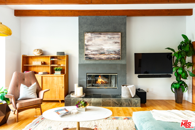4 Bed Home for Sale in Venice, California