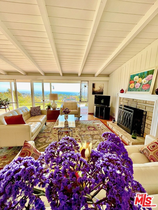 3 Bed Home for Sale in Pacific Palisades, California