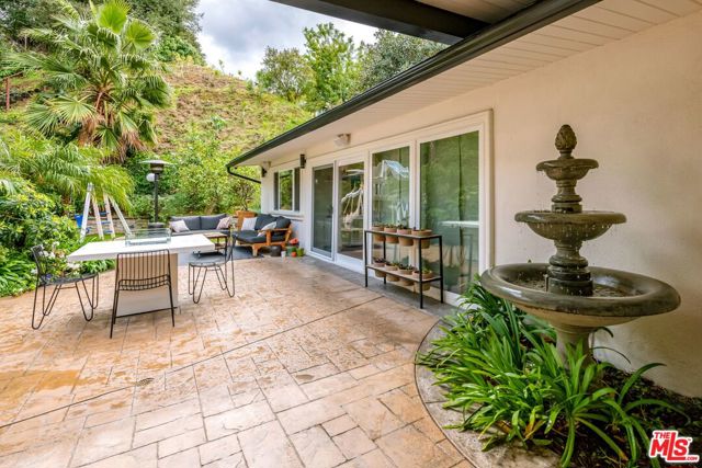4 Bed Home for Sale in Sherman Oaks, California