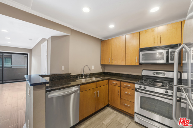 2 Bed Home for Sale in Playa del Rey, California