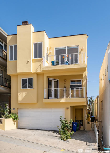 220 43rd Street, Manhattan Beach, California 90266, 3 Bedrooms Bedrooms, ,3 BathroomsBathrooms,Residential,Sold,43rd,219062541DA