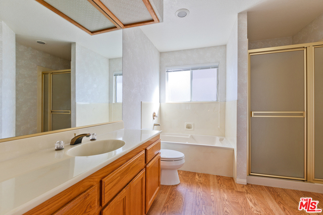 2014 GATES Avenue, Redondo Beach, California 90278, 4 Bedrooms Bedrooms, ,3 BathroomsBathrooms,Residential,Sold,GATES,18308868