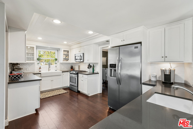 3 Bed Home for Sale in Van Nuys, California