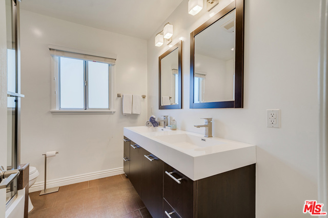 3 Bed Home for Sale in Burbank, California