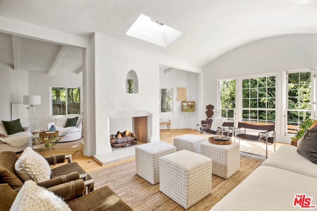 3 Bed Home for Sale in Los Angeles, California