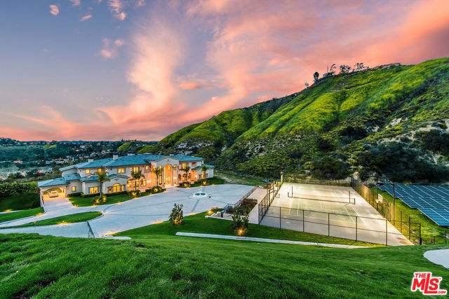 Photo of 23594 PARK SOUTH Street, Calabasas, CA 91302