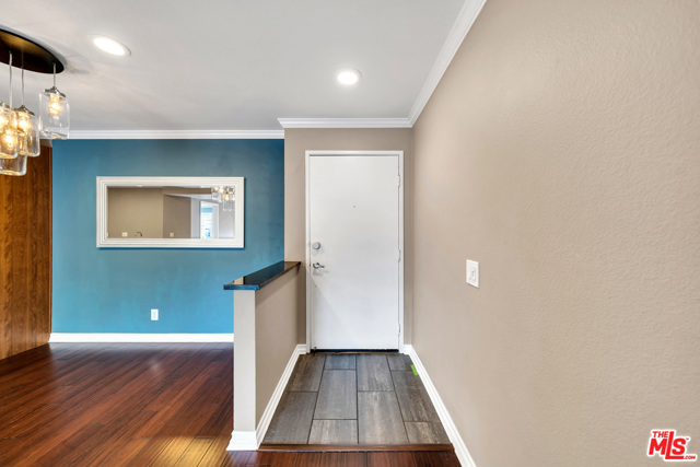 2 Bed Home for Sale in Playa del Rey, California