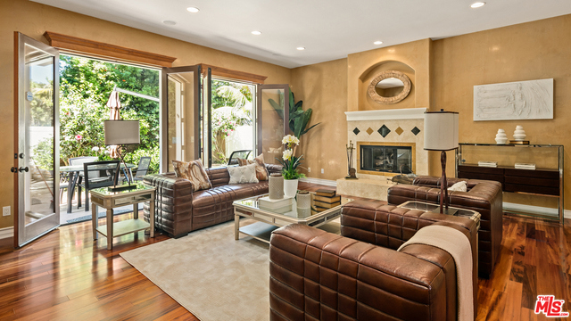 1617 CHESTNUT Avenue, Manhattan Beach, California 90266, 5 Bedrooms Bedrooms, ,4 BathroomsBathrooms,Residential,Sold,CHESTNUT,19510770