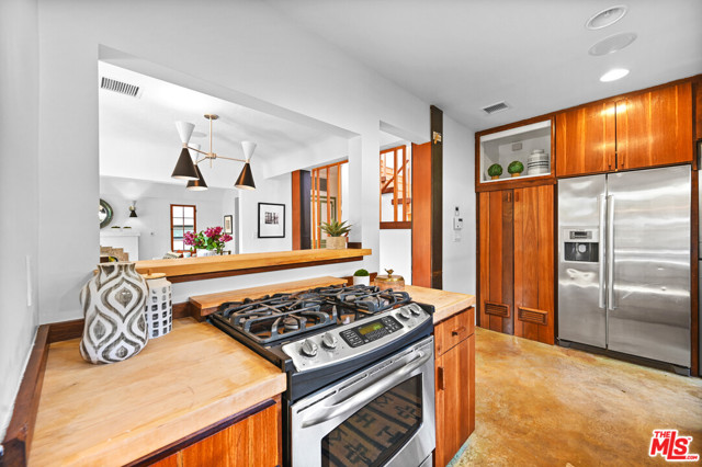 3 Bed Home for Sale in Venice, California