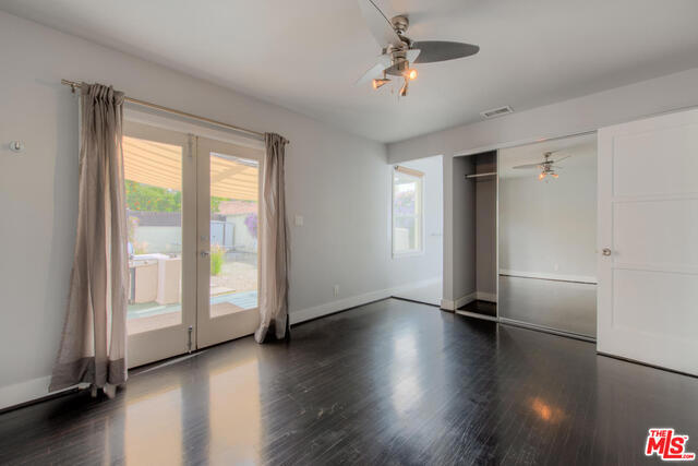 2 Bed Home for Sale in Lake Balboa, California