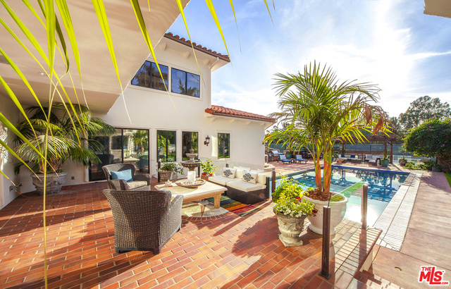 5 Bed Home for Sale in Malibu, California