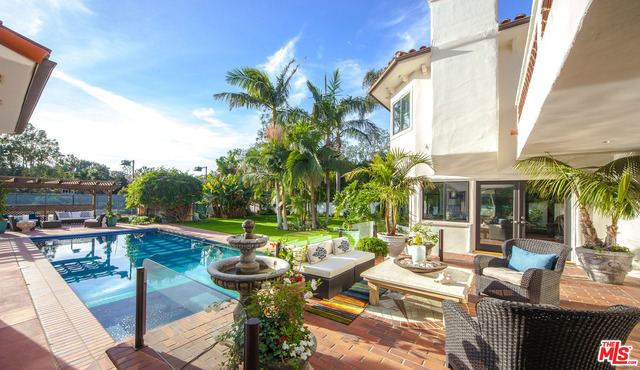 5 Bed Home for Sale in Malibu, California